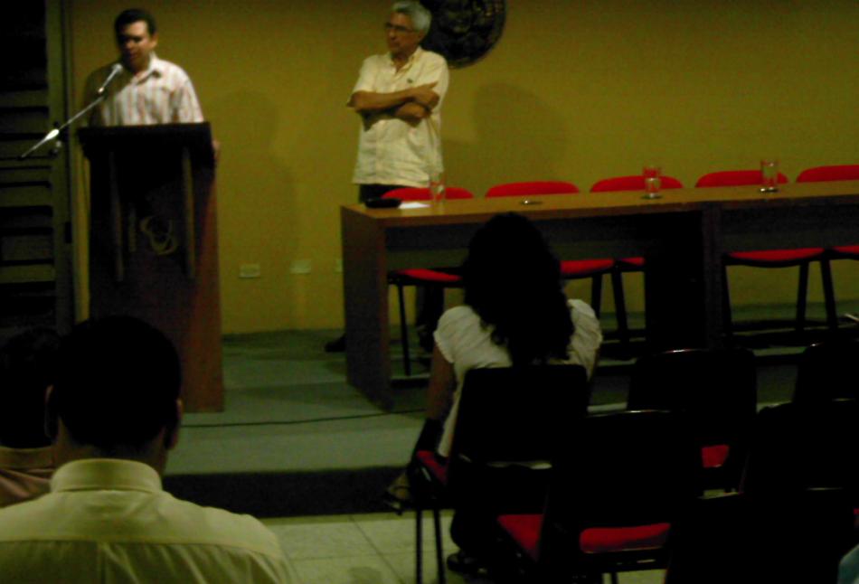 INSUFICIENCIA DE L&Igrave;DERES