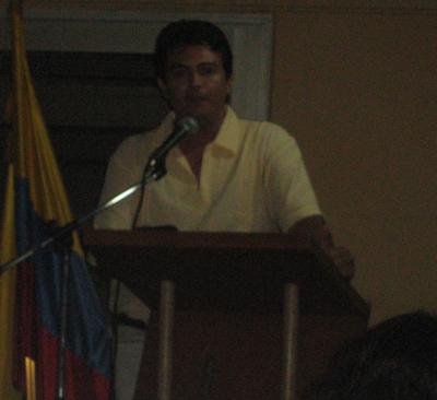 fotos de el lanzamiento de la escuela de l&iacute;deres