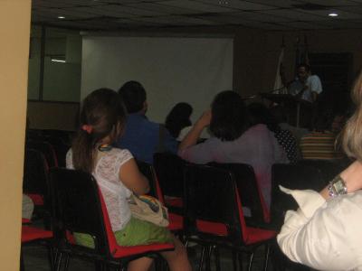 fotos de el lanzamiento de la escuela de l&iacute;deres